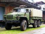 Ural 4320 Pritschenfahrzeug f�r Mannschafts- und Materialtransport - Sowjetarmee (CA), NVA - fotografiert am 15.05.2010 zum Milit�rfahrzeugtreffen an der St.